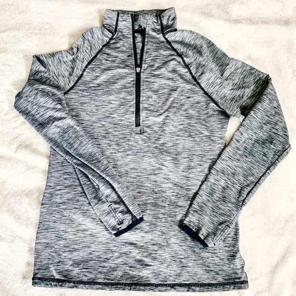 Calvin Klein Tops - CALVIN KLEIN | active top (S)